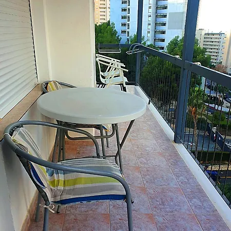 Three Bedrooms In Near And Strip 아파트 베니돔