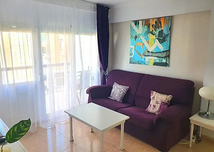 Appartement Three Bedrooms In Near And Strip